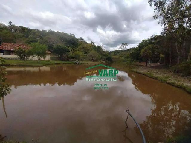Sítio / Chácara para Venda em Caeté/MG Centro 4 Quartos