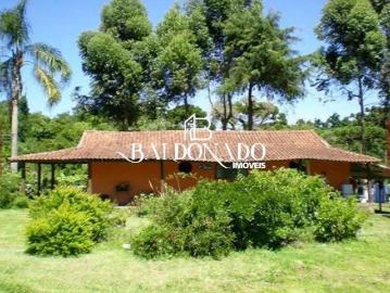 Sítio / Chácara para Venda em Camanducaia/MG Centro 4 Quartos