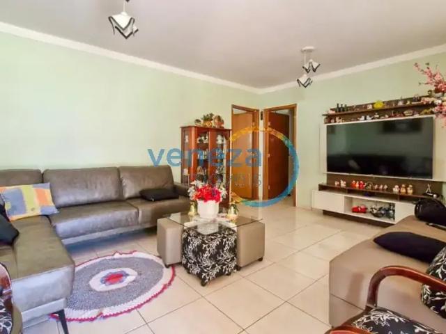 Sítio / Chácara para Venda em Cambé/PR Recanto Santa Andréa 3 Quartos