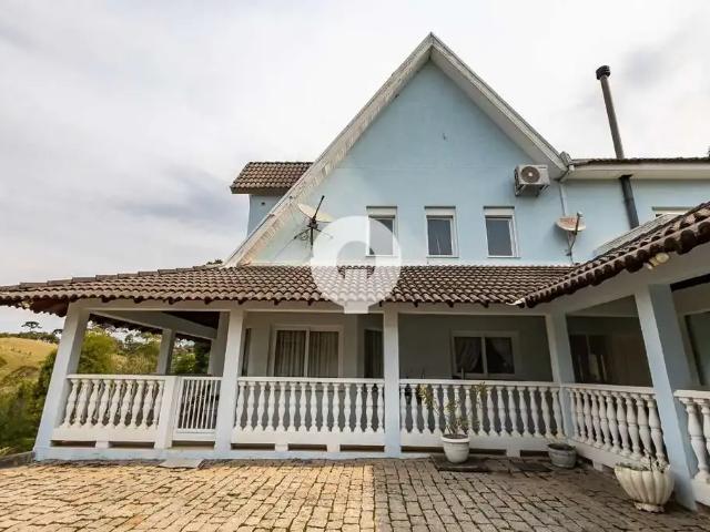 Sítio / Chácara para Venda em Campina Grande do Sul/PR Chácaras Renascença 4 Quartos