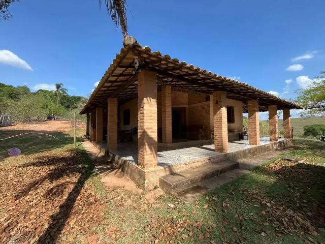 Sítio / Chácara para Venda em Cláudio/MG Zona Rural 5 Quartos