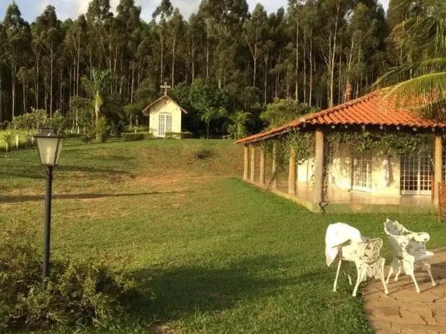 Sítio / Chácara para Venda em Analândia/SP Centro 5 Quartos
