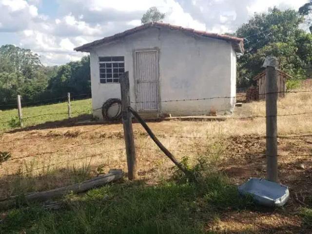 Sítio / Chácara para Venda em Angatuba/SP Zona Rural 2 Quartos