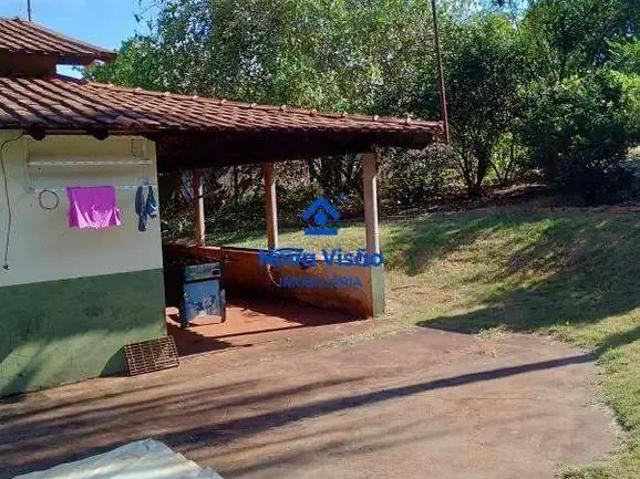 Sítio / Chácara para Venda em Água Comprida/MG Centro