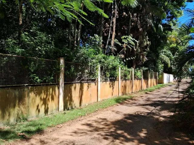 Sítio / Chácara para Venda em Altinópolis/SP Centro 2 Quartos