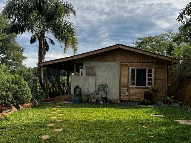 Sítio / Chácara para Venda em Almirante Tamandaré/PR Juruqui 3 Quartos