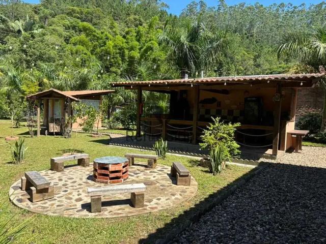 Sítio / Chácara para Venda em Apiúna/SC Zona Rural 4 Quartos