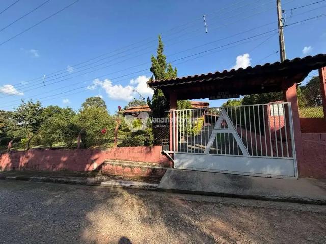 Sítio / Chácara para Venda em Araçariguama/SP Viçoso 4 Quartos