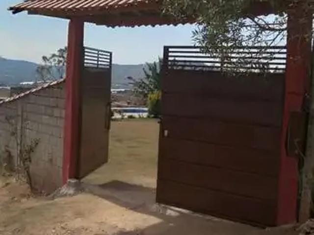 Sítio / Chácara para Venda em Atibaia/SP Tanque 2 Quartos