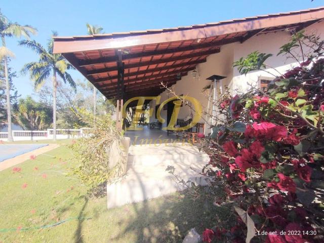 Sítio / Chácara para Venda em Atibaia/SP Usina 4 Quartos