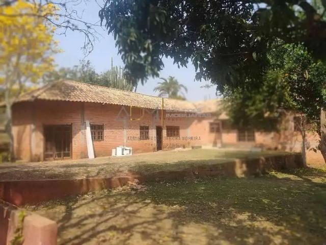 Sítio / Chácara para Venda em Botucatu/SP Green Valley 3 Quartos