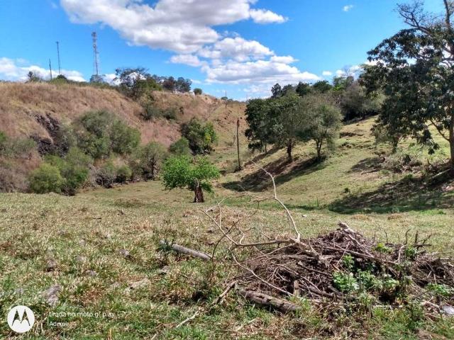 Sítio / Chácara para Venda em Bofete/SP Zona Rural 3 Quartos