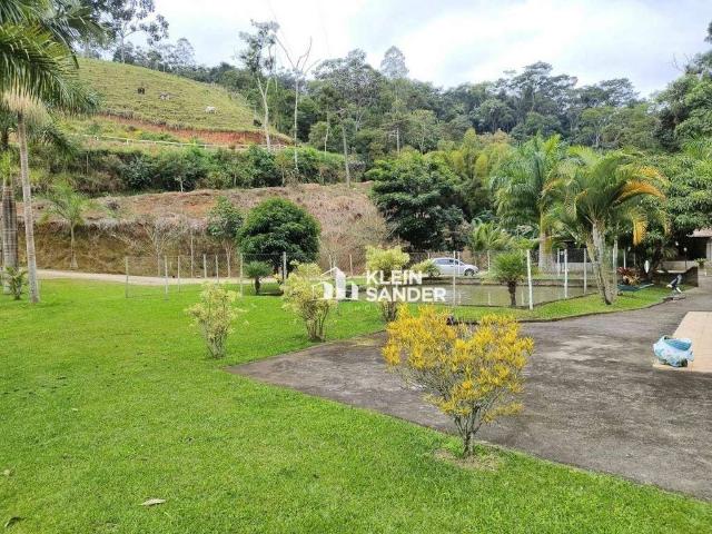 Sítio / Chácara para Venda em Bom Jardim/RJ Centro 3 Quartos