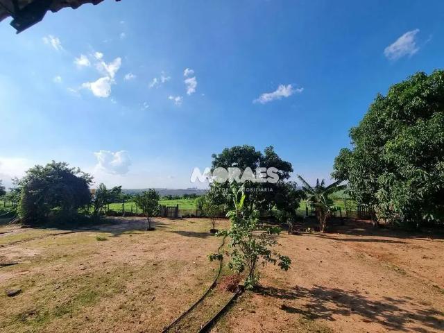 Sítio / Chácara para Venda em Bauru/SP Área Rural de Bauru 4 Quartos