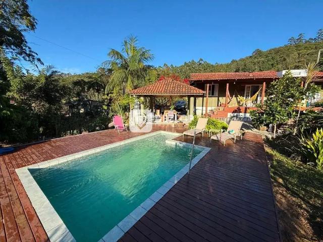 Sítio / Chácara para Venda em Biguaçu/SC Fazenda 3 Quartos