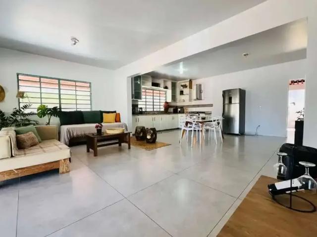 Sítio / Chácara para Venda em Goiânia/GO Privê Residencial Elza Fronza 3 Quartos