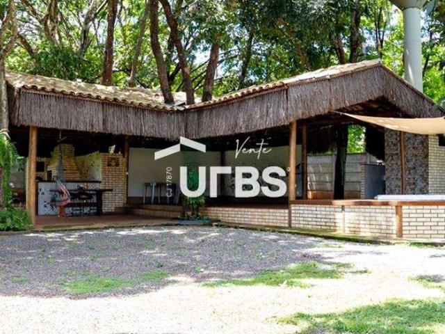 Sítio / Chácara para Venda em Goiânia/GO Residencial Morada do Ipê 5 Quartos