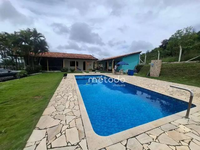 Sítio / Chácara para Venda em Guararema/SP Lagoa Nova 3 Quartos