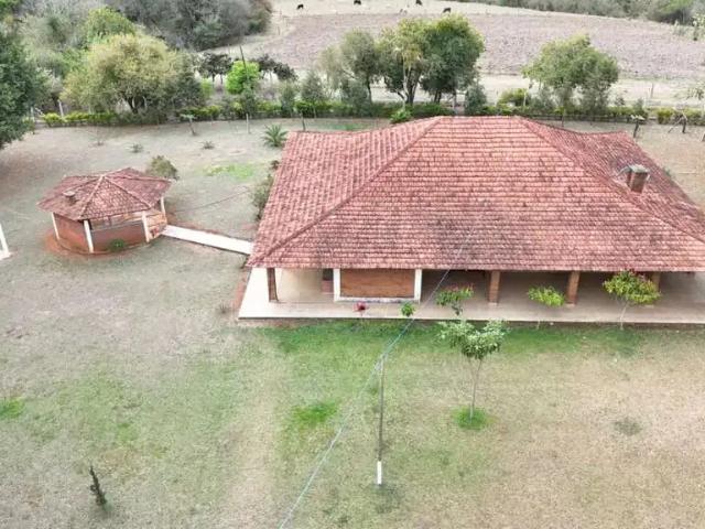 Sítio / Chácara para Venda em Guareí/SP Zona Rural 3 Quartos