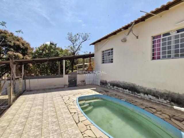 Sítio / Chácara para Venda em Divinópolis/MG Santo Antônio dos Campos 4 Quartos