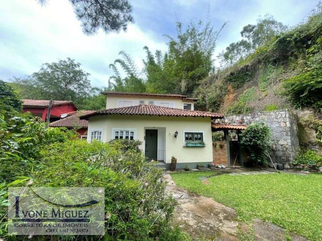 Sítio / Chácara para Venda em Engenheiro Paulo de Frontin/RJ Sacra Família do Tinguá 12 Quartos