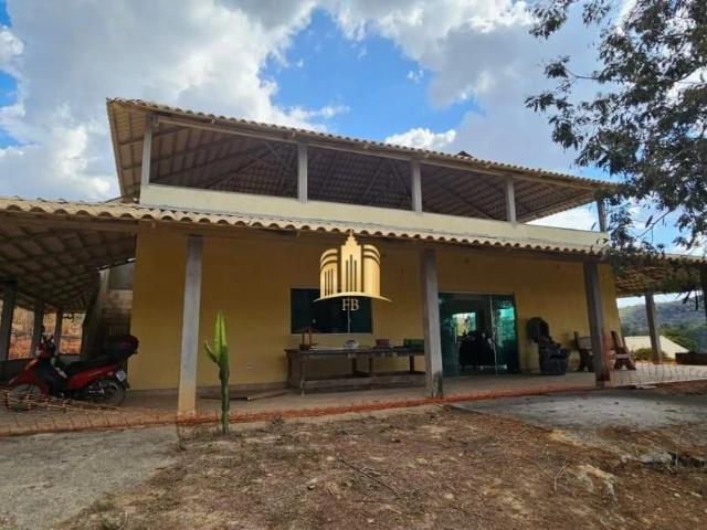 Sítio / Chácara para Venda em Esmeraldas/MG Centro 4 Quartos