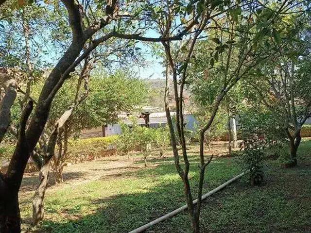 Sítio / Chácara para Venda em Esmeraldas/MG Jardim das Oliveiras 4 Quartos