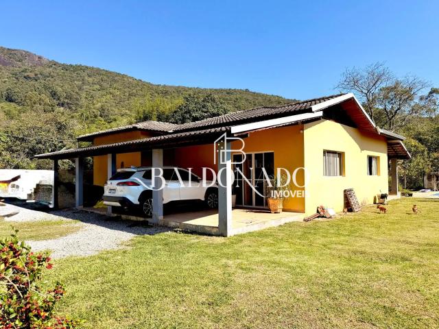 Sítio / Chácara para Venda em Extrema/MG Salto de Baixo 3 Quartos