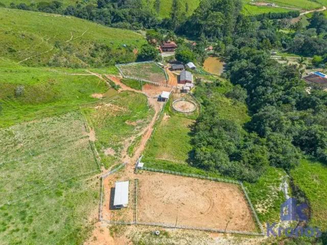 Sítio / Chácara para Venda em Extrema/MG Centro 3 Quartos