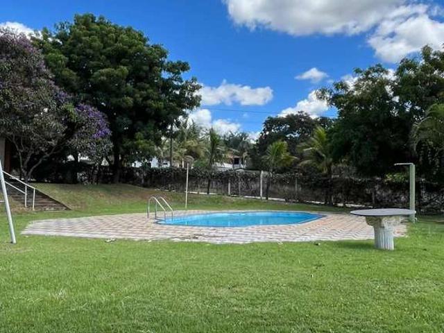 Sítio / Chácara para Venda em Hidrolândia/GO Condomínio Miraflores 5 Quartos