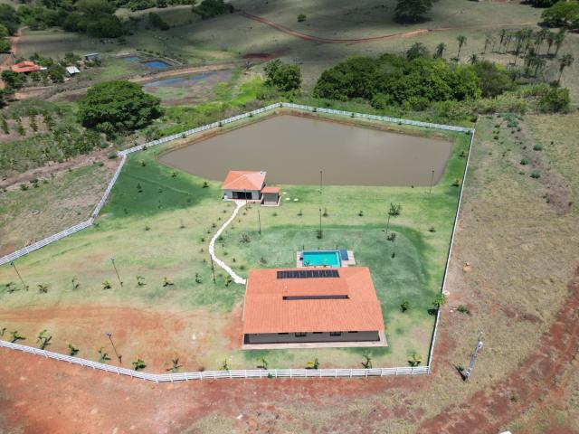 Sítio / Chácara para Venda em Inhumas/GO Zona Rural 3 Quartos