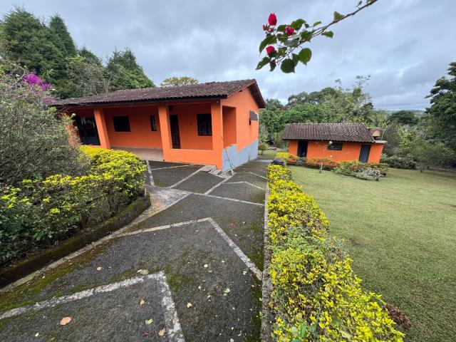 Sítio / Chácara para Venda em Ibiúna/SP Recreio 3 Quartos