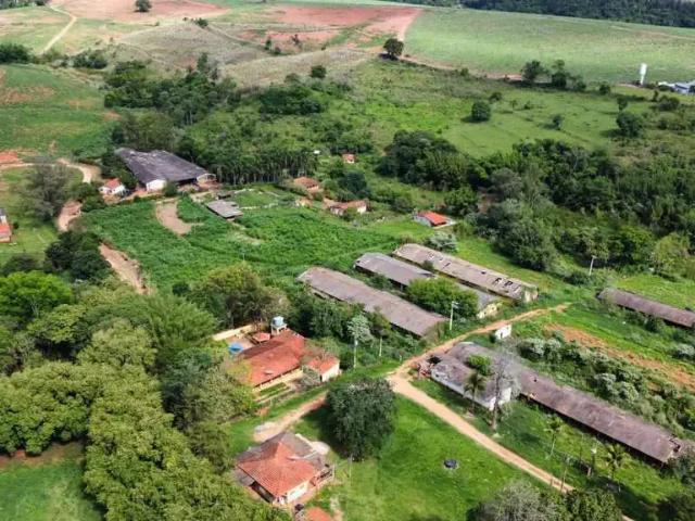 Sítio / Chácara para Venda em Itapira/SP Cercado Grande I 3 Quartos