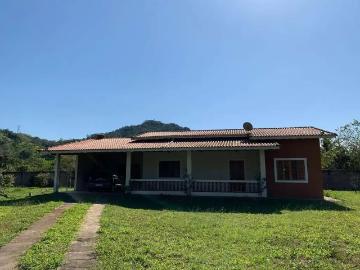 Sítio / Chácara para Venda em Itariri/SP Zona Rural 3 Quartos