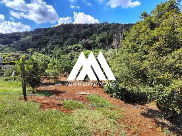 Sítio / Chácara para Venda em Itatiaiuçu/MG Pinheiros 6 Quartos