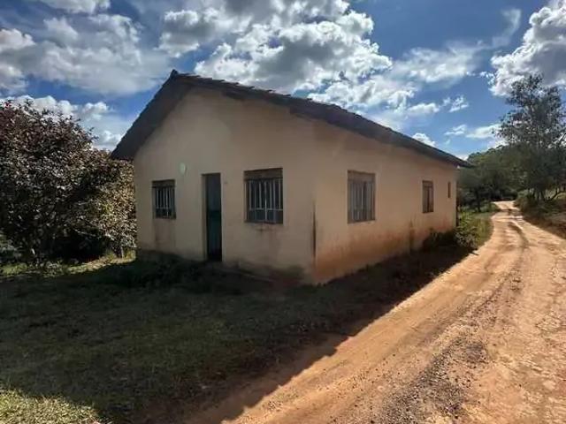 Sítio / Chácara para Venda em Itatiaiuçu/MG Zona Rural 3 Quartos