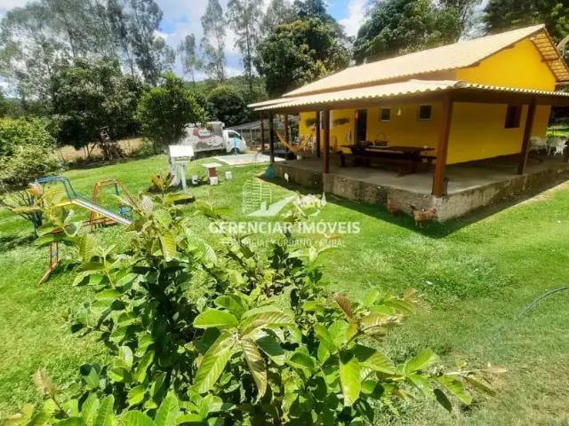 Sítio / Chácara para Venda em Itatiaiuçu/MG Zona Rural 4 Quartos