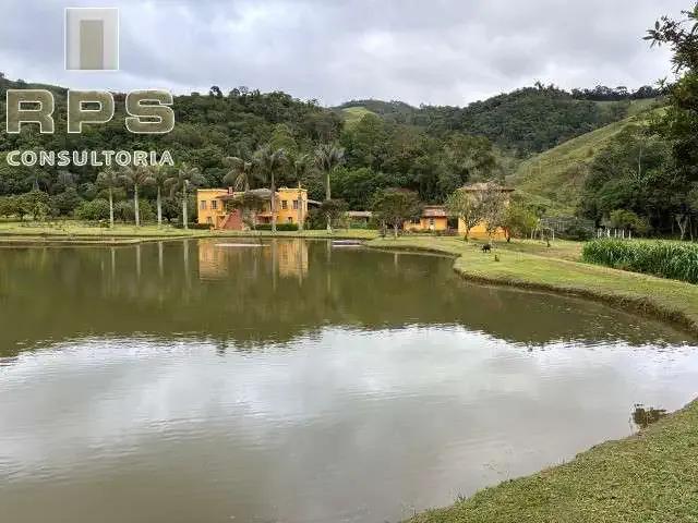 Sítio / Chácara para Venda em Joanópolis/SP Centro 4 Quartos