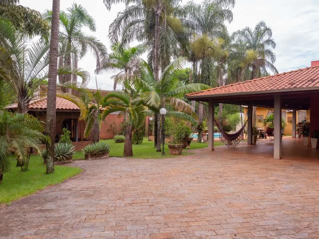 Sítio / Chácara para Venda em Jaboticabal/SP Jardim Morumbi 4 Quartos