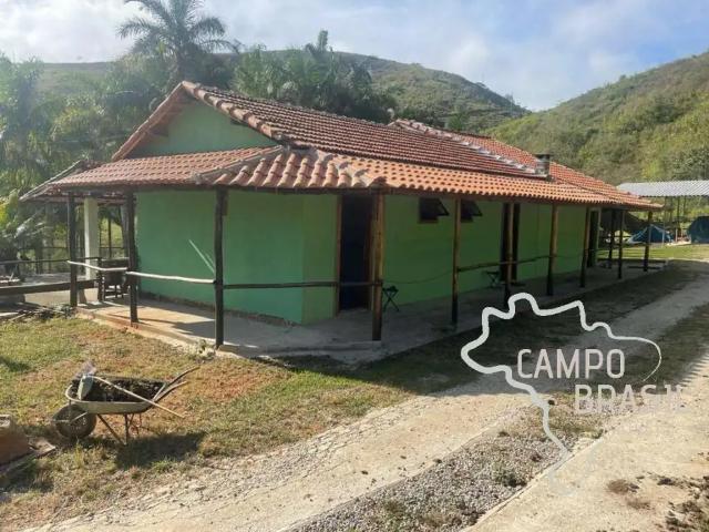 Sítio / Chácara para Venda em Jacareí/SP Área Rural de Jacareí 3 Quartos