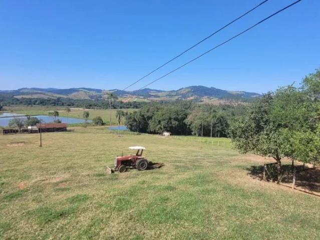 Sítio / Chácara para Venda em Jacutinga/MG Zona Rural 4 Quartos