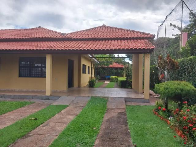 Sítio / Chácara para Venda em Jardinópolis/SP Condomínio Village Bandeirantes I 3 Quartos