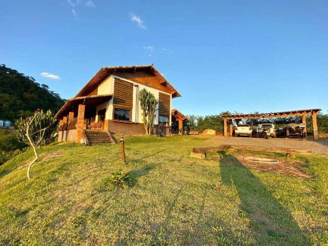 Sítio / Chácara para Venda em Juiz de Fora/MG Floresta 3 Quartos