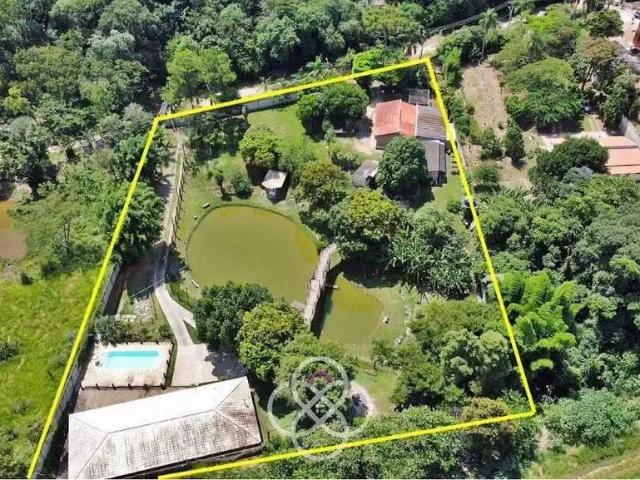 Sítio / Chácara para Venda em Jundiaí/SP Chácara São Francisco 3 Quartos