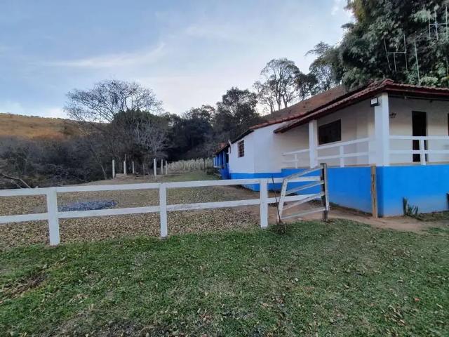 Sítio / Chácara para Venda em Ouro Fino/MG Zona Rural 4 Quartos