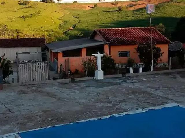 Sítio / Chácara para Venda em Ouro Fino/MG Zona Rural 3 Quartos
