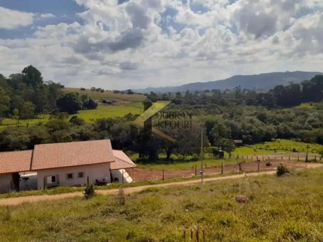 Sítio / Chácara para Venda em Ouro Fino/MG Zona Rural 3 Quartos