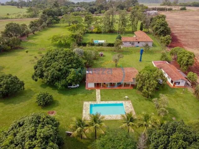 Sítio / Chácara para Venda em Londrina/PR Limoeiro 3 Quartos