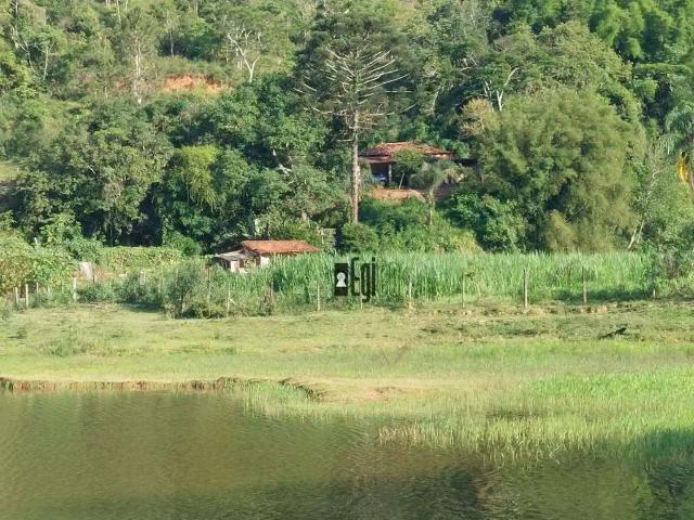 Sítio / Chácara para Venda em Lima Duarte/MG Zona Rural 3 Quartos