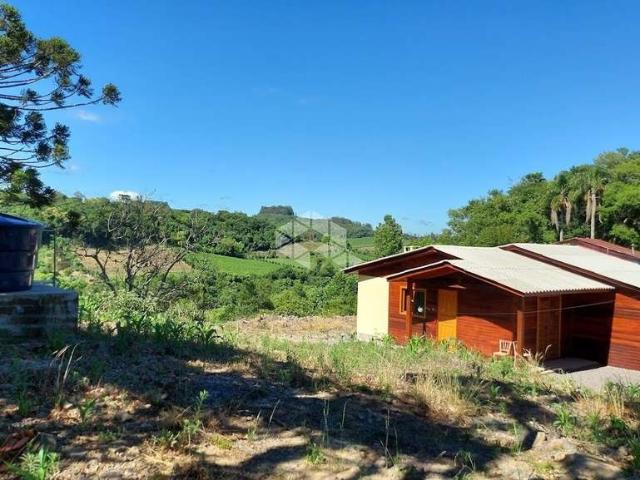 Sítio / Chácara para Venda em Monte Belo do Sul/RS Centro 2 Quartos